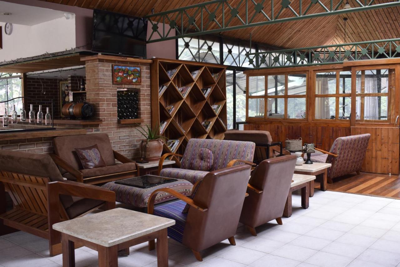 Park Hotel Santa Cruz Verapaz エクステリア 写真