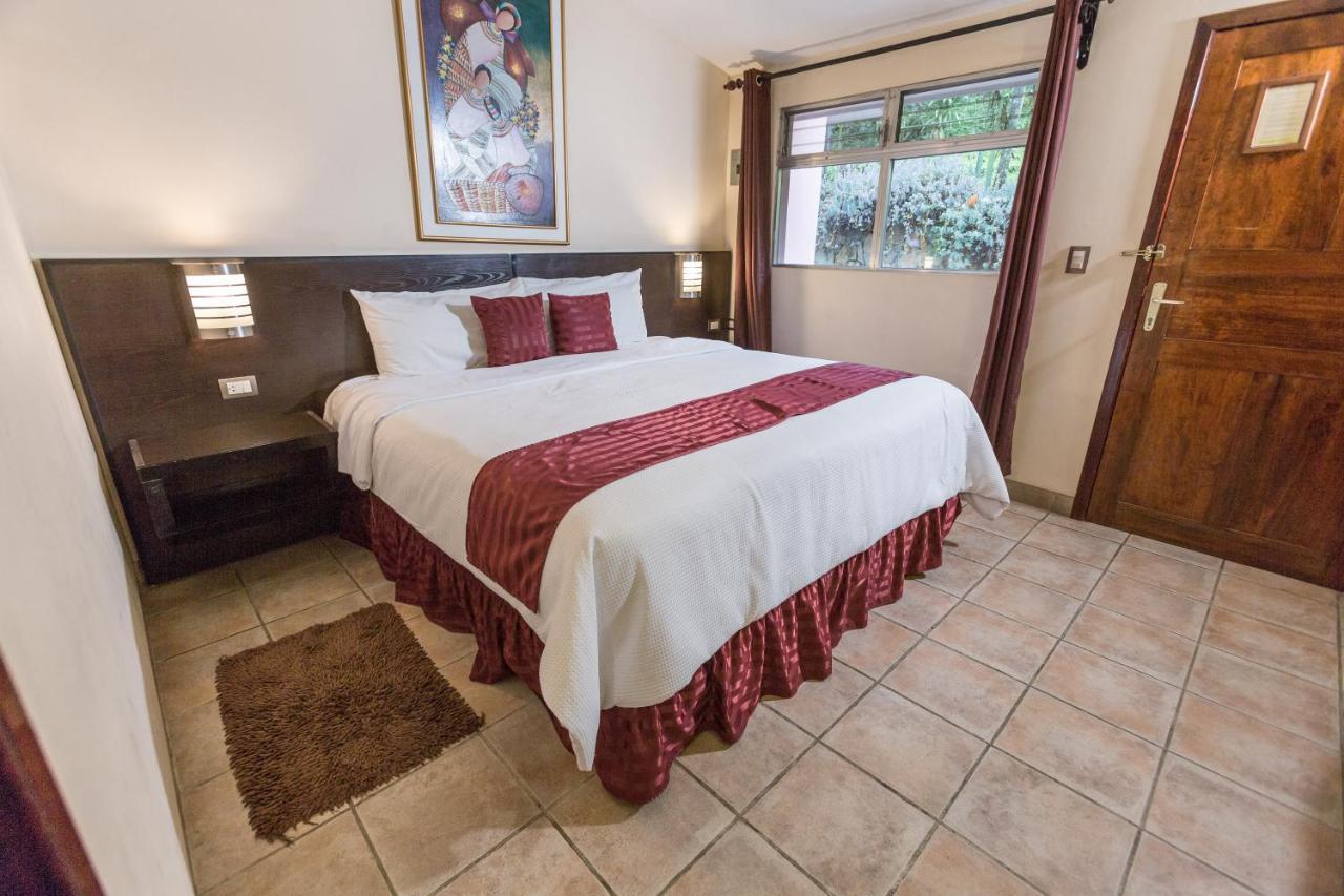 Park Hotel Santa Cruz Verapaz エクステリア 写真
