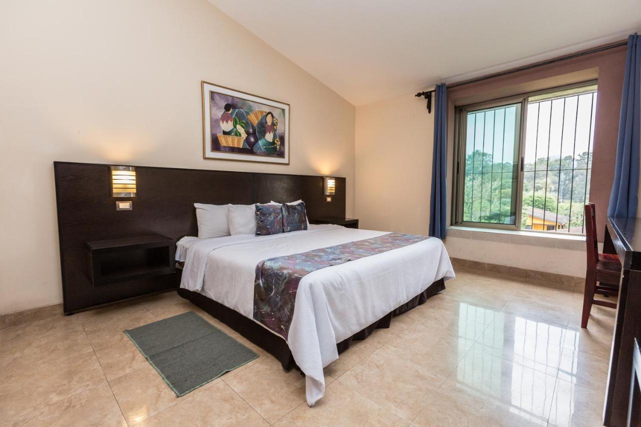 Park Hotel Santa Cruz Verapaz エクステリア 写真