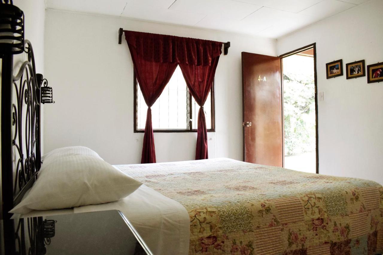 Park Hotel Santa Cruz Verapaz エクステリア 写真