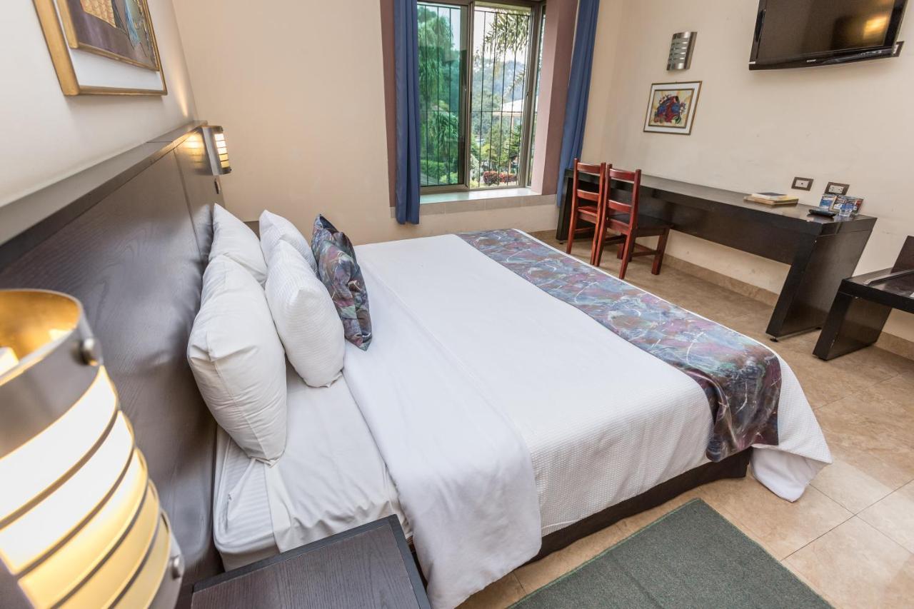 Park Hotel Santa Cruz Verapaz エクステリア 写真