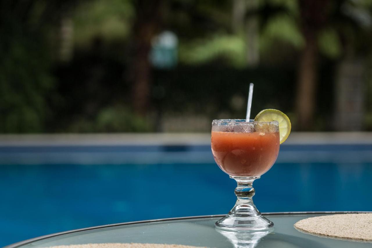 Park Hotel Santa Cruz Verapaz エクステリア 写真