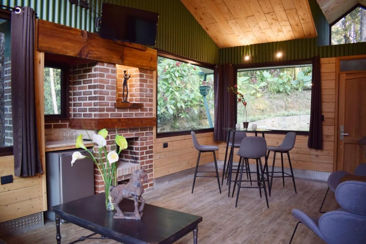 Park Hotel Santa Cruz Verapaz エクステリア 写真